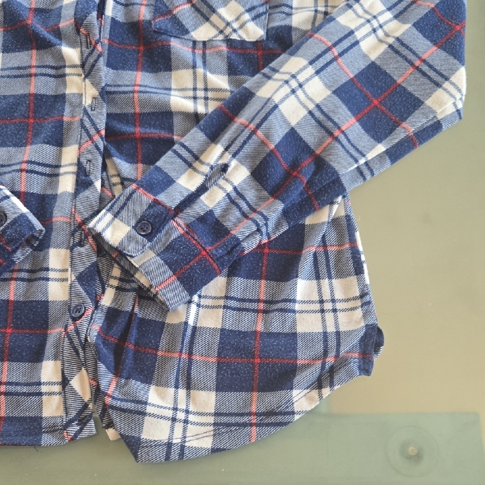 Derek Heart Navy and White Plaid Womens Button Down Shirt - Picture 2 of 11